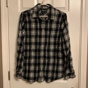 Size 12 Lands End black and white plaid flannel button up blouse